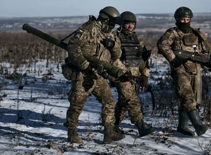 Soledar: Russia claims victory in battle for Ukraine salt mine town